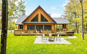Hilltop Hideaway